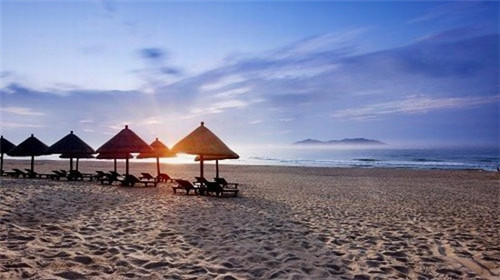 2025欧美电影排行榜（2020欧美电影排行榜前10名）